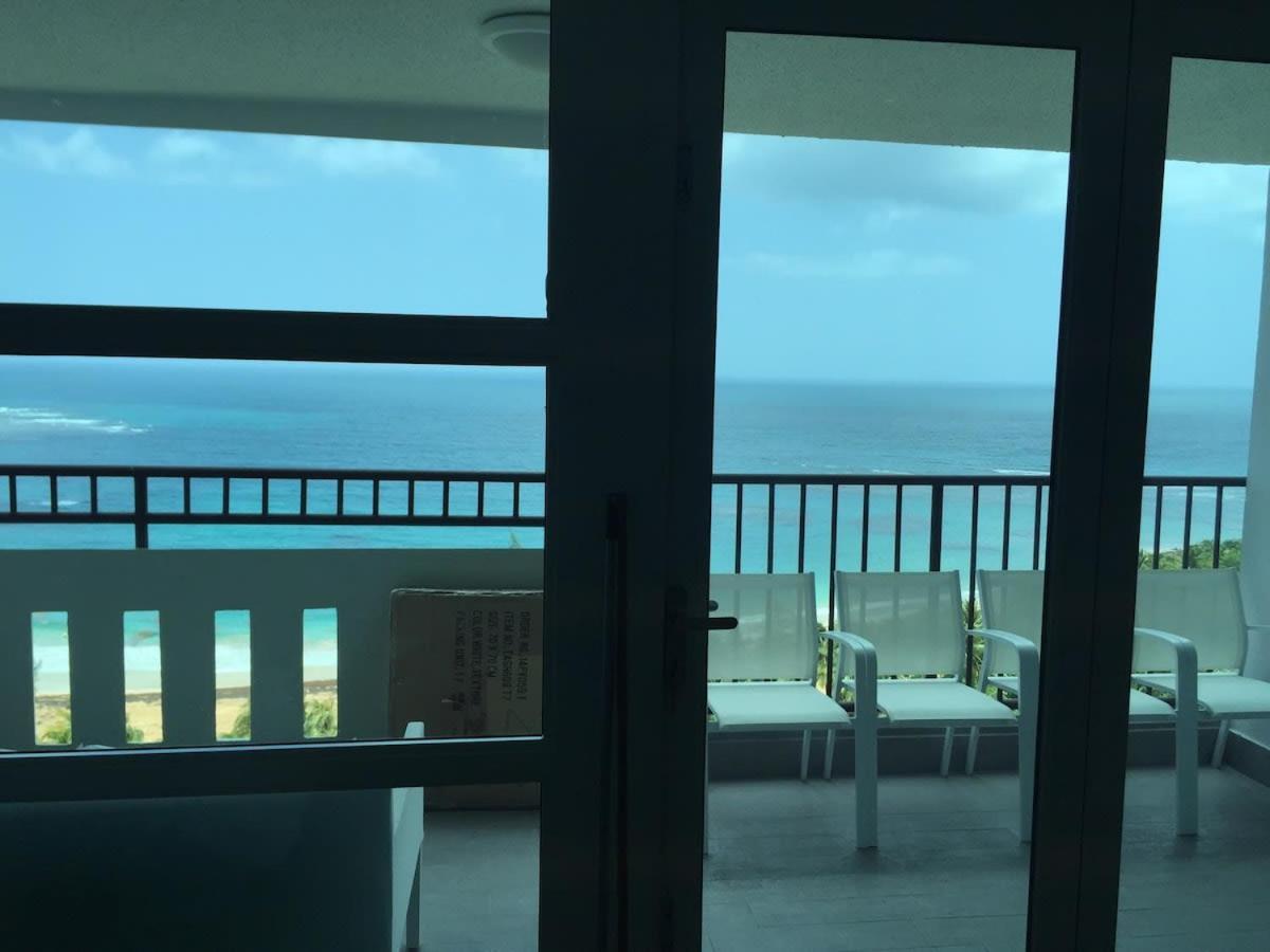 Enchanted 17 Jewel Beachfront Luquillo -Pool 외부 사진