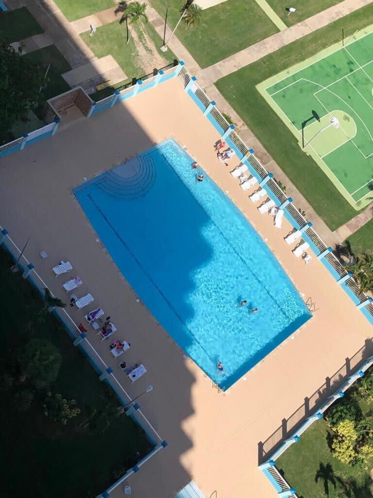 Enchanted 17 Jewel Beachfront Luquillo -Pool 외부 사진