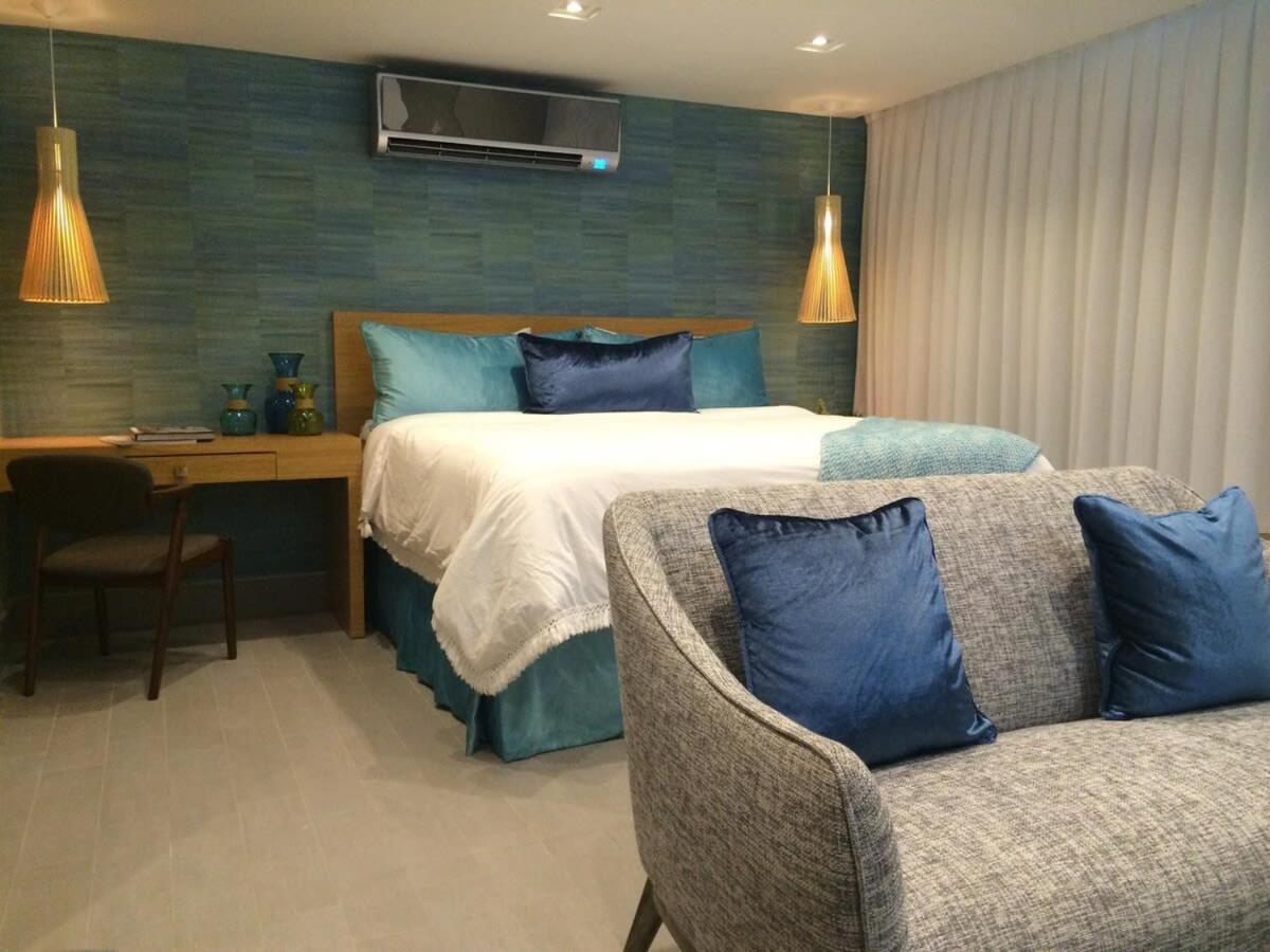 Enchanted 17 Jewel Beachfront Luquillo -Pool 외부 사진