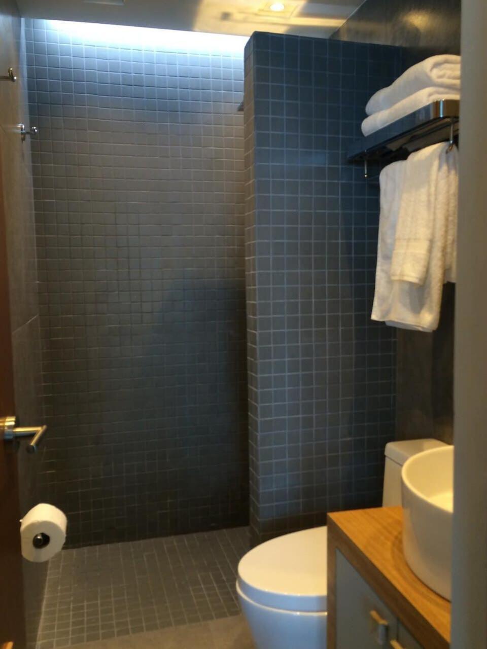 Enchanted 17 Jewel Beachfront Luquillo -Pool 외부 사진